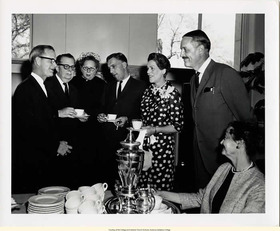 Countess Estelle visits Gustavus Library